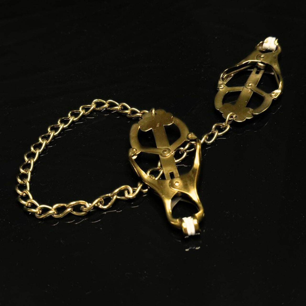 Luxury Gold Butterfly-Shaped Nipple Clamps with Chain Soft Rubber Tips Sensory Play Weight Add-On